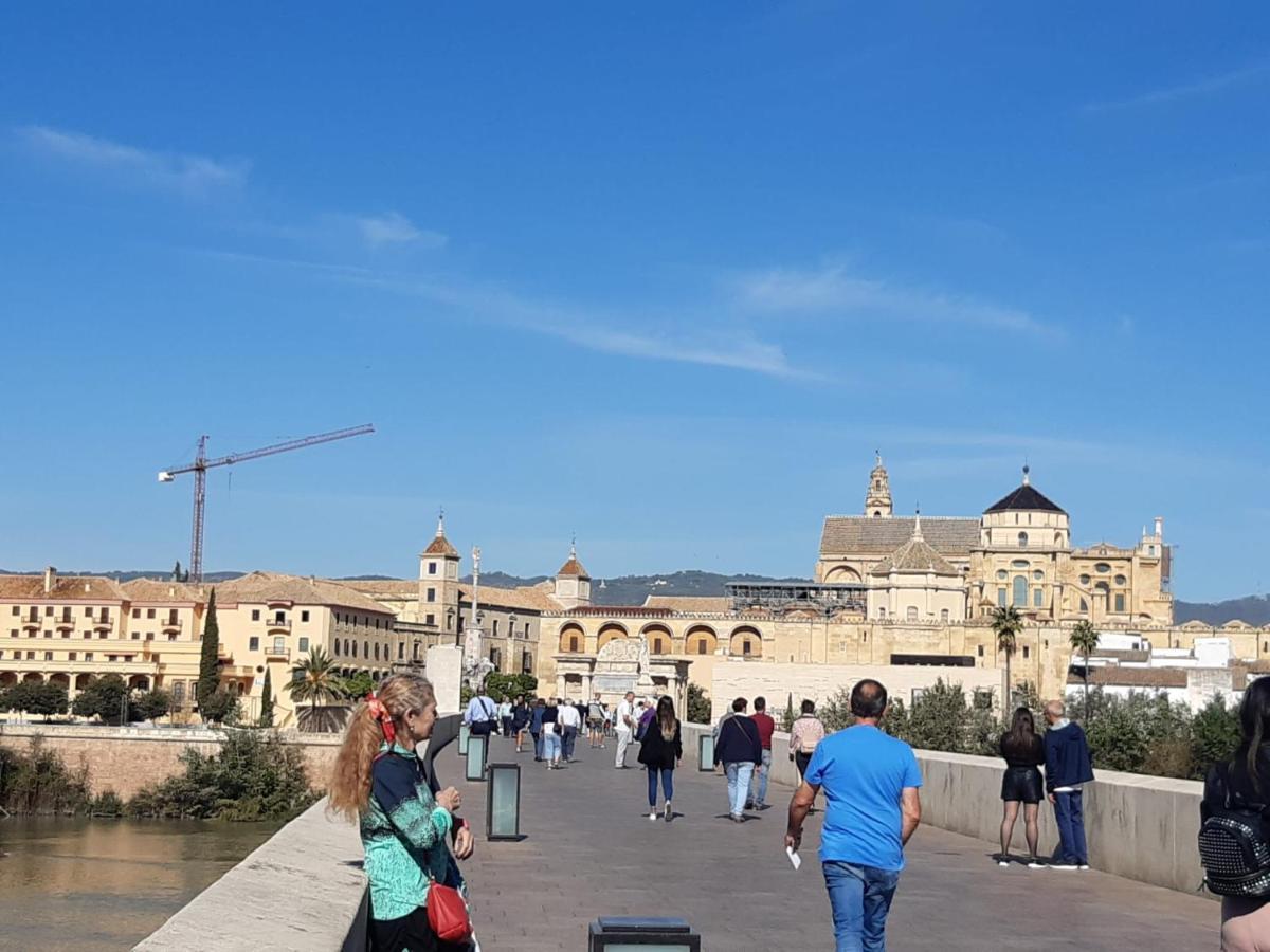 Loft La Calahorra Con Posibilidad De Aparcamiento Pregunta Por El Pack Mas Amor Kordoba Zewnętrze zdjęcie