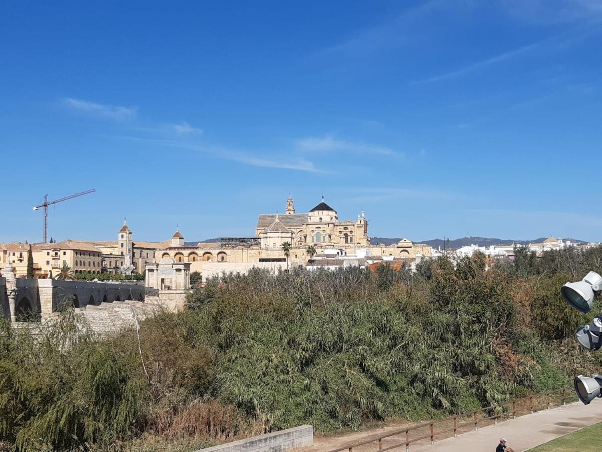 Loft La Calahorra Con Posibilidad De Aparcamiento Pregunta Por El Pack Mas Amor Kordoba Zewnętrze zdjęcie